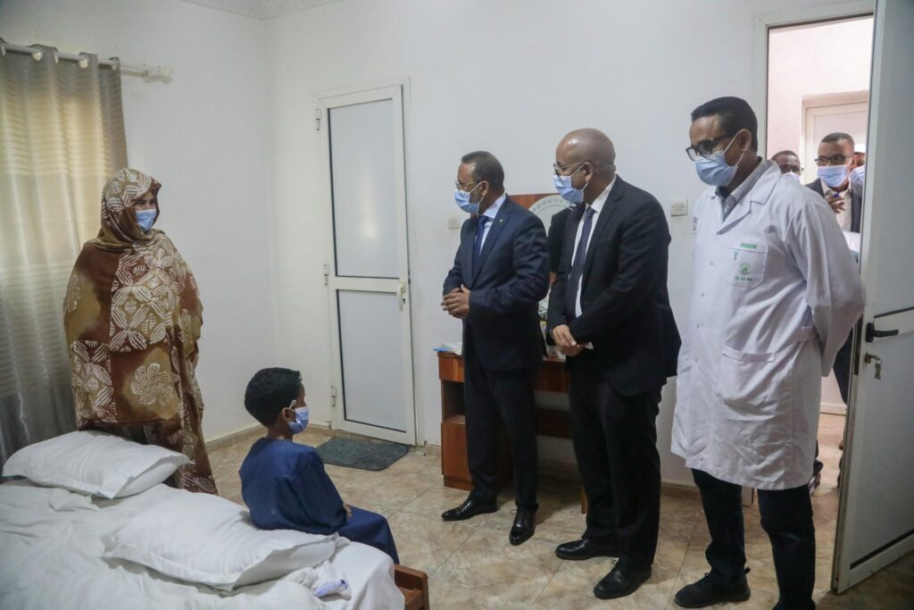 المندوب العام للتآزر يؤدى زيارة لأسرة هشة من تجمع ترمسة استفادت هذا الشهر من أول زراعة كلى فى شبه المنطقة