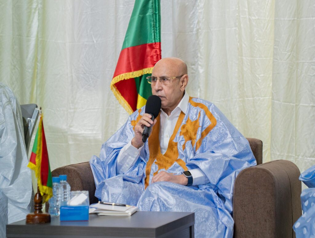 فخامة رئيس الجمهورية يلتقي أطر ووجهاء مقاطعة كيهيدي