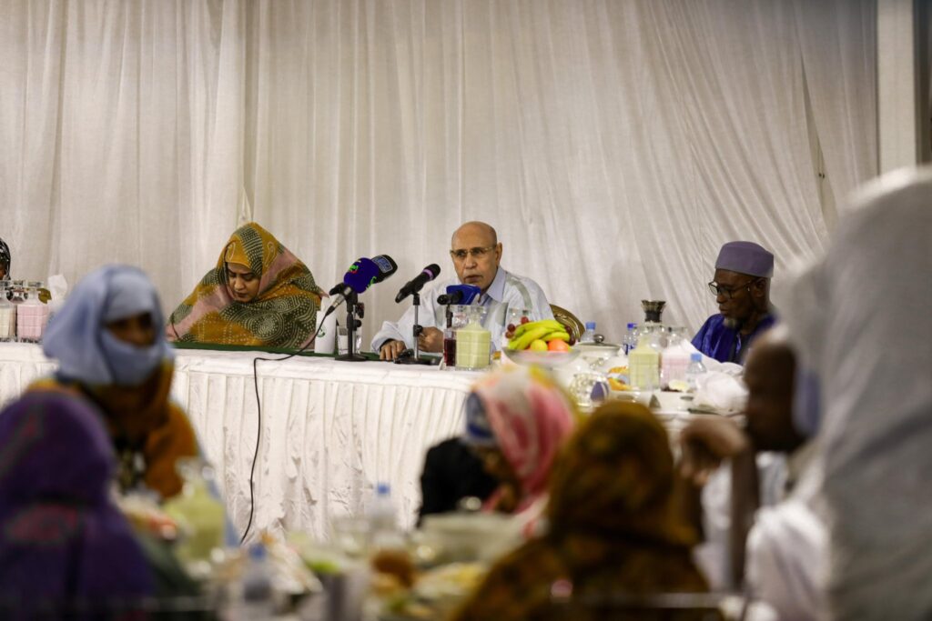 رئيس الجمهورية يقيم إفطارًا على شرف مجتمع «التآزر»